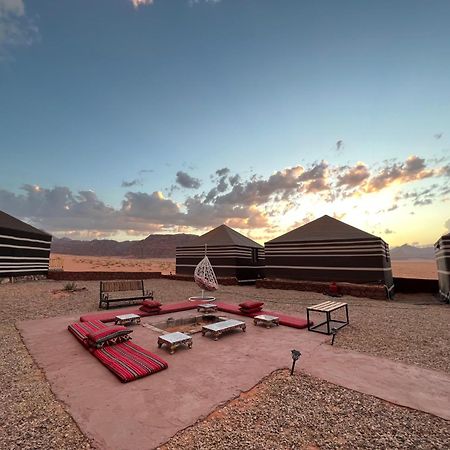 Bedouin Life Camp Hotel Wadi Rum Eksteriør billede