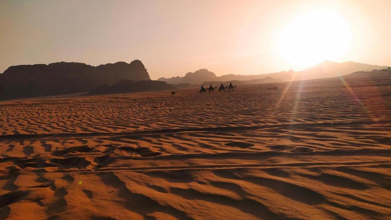 Bedouin Life Camp Hotel Wadi Rum Eksteriør billede