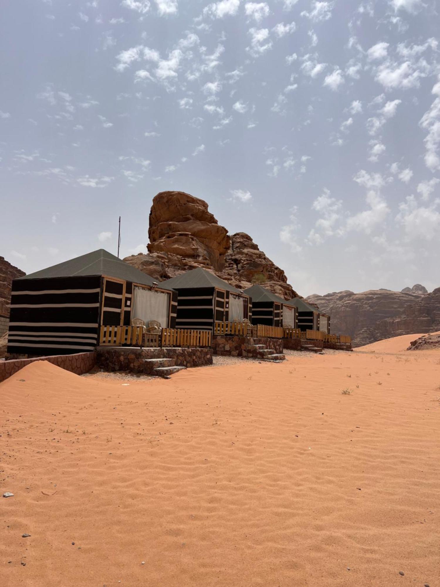 Bedouin Life Camp Hotel Wadi Rum Eksteriør billede