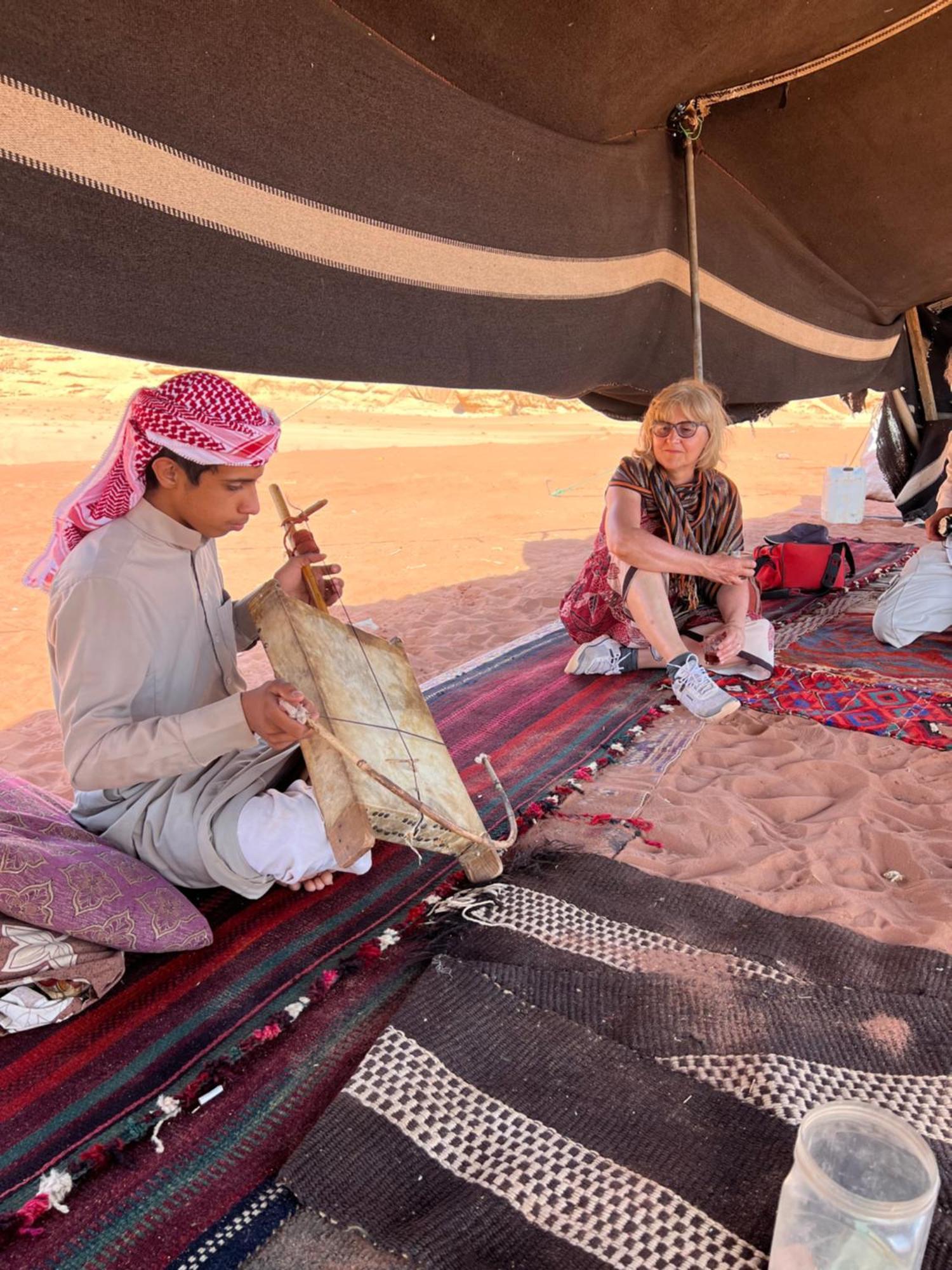 Bedouin Life Camp Hotel Wadi Rum Eksteriør billede